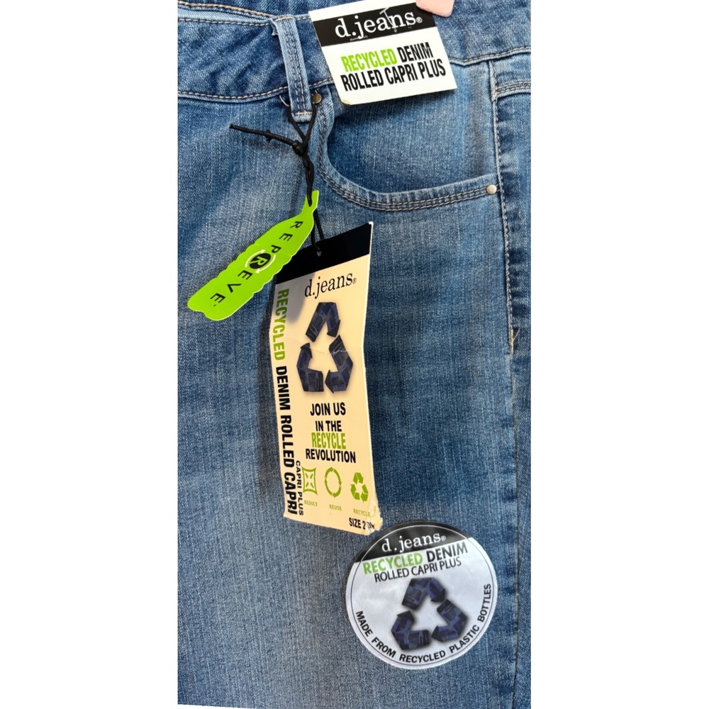 d jeans Capris Womens 20W NWT Plus Size Rolled‎ Denim Stretch Blue Crop - Picture 4 of 6